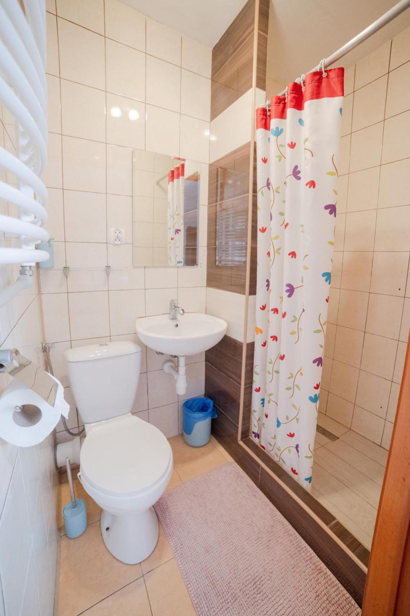 Ujanowice Wisniowy Gajヴィラ エクステリア 写真