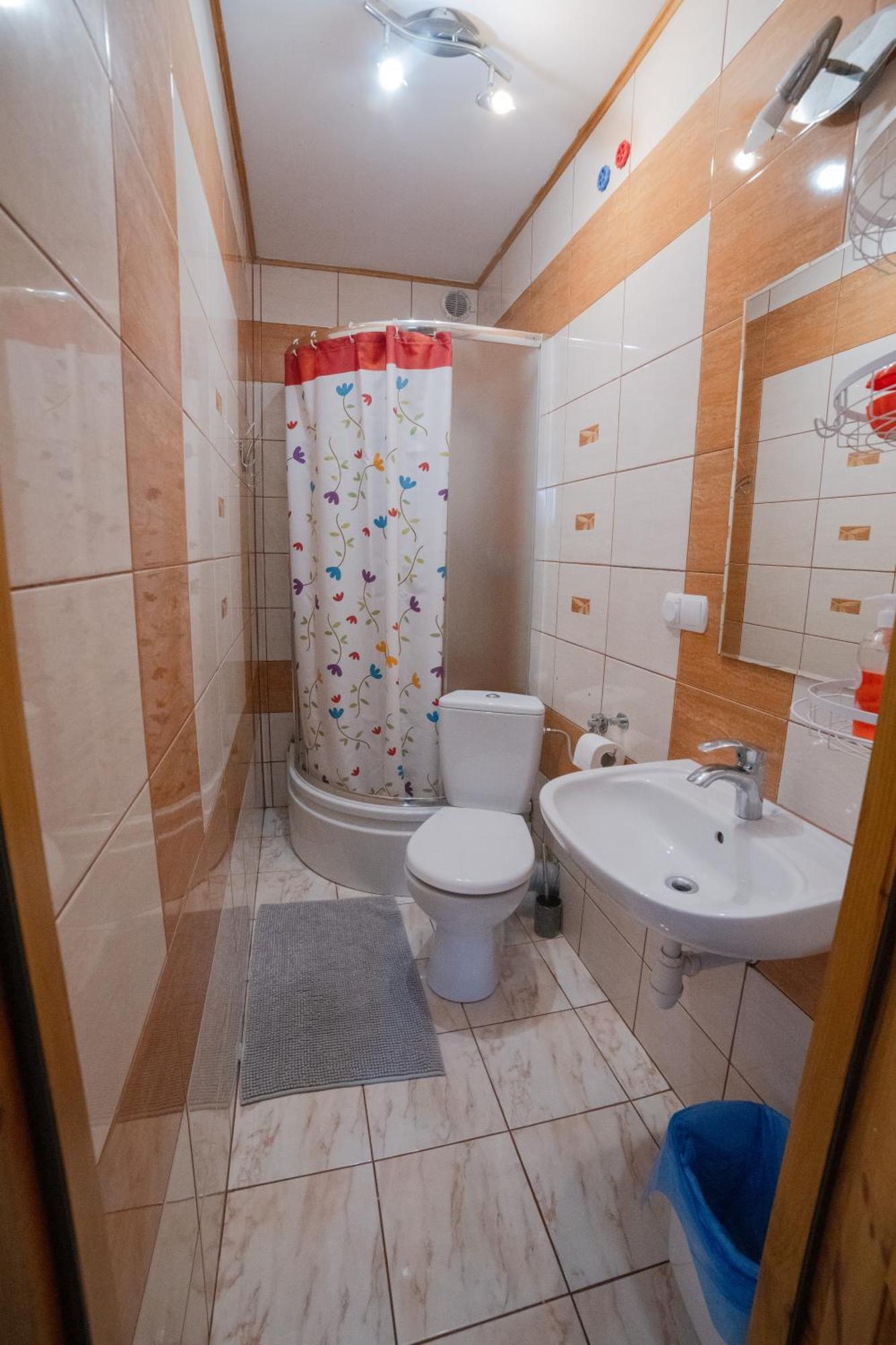 Ujanowice Wisniowy Gajヴィラ エクステリア 写真